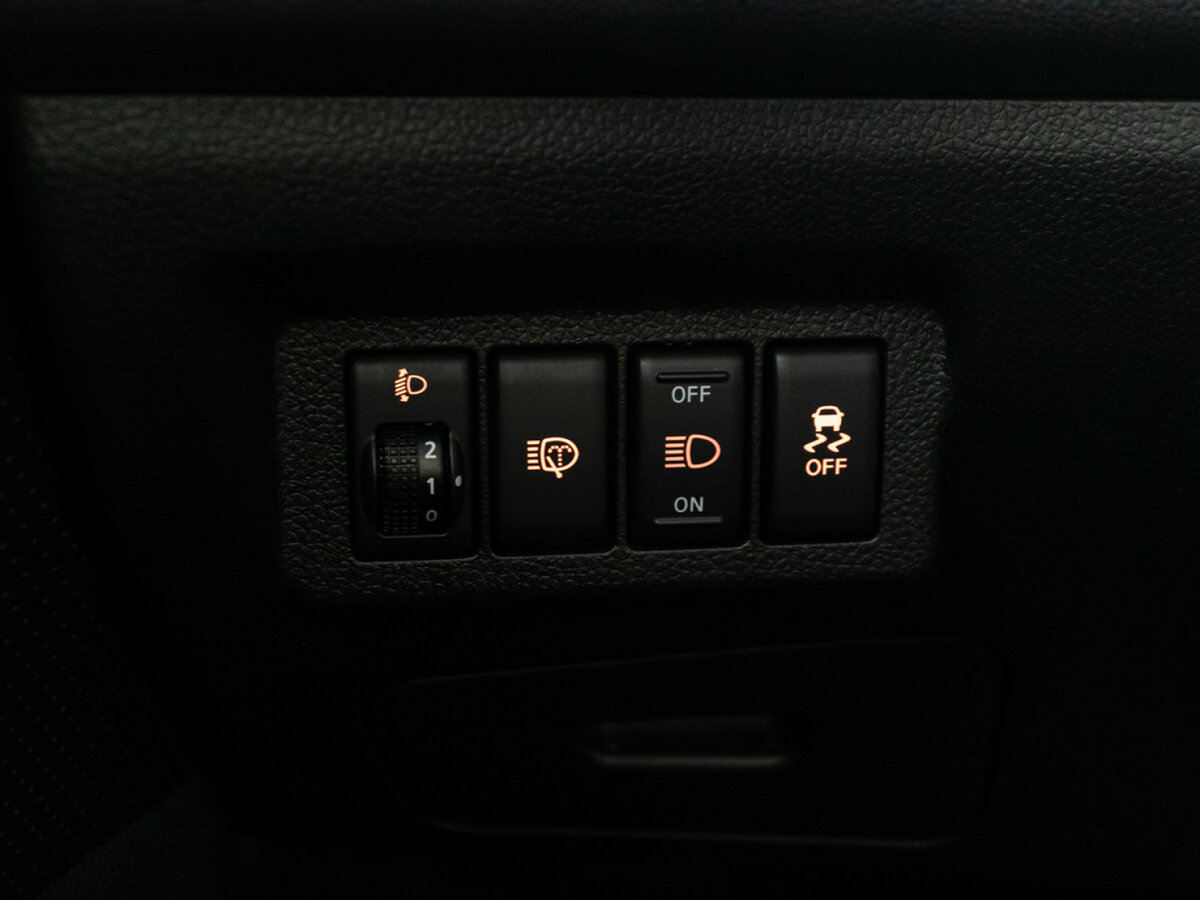 Купить Nissan X-Trail II Рестайлинг, 2012, 196 000 км, фото №18