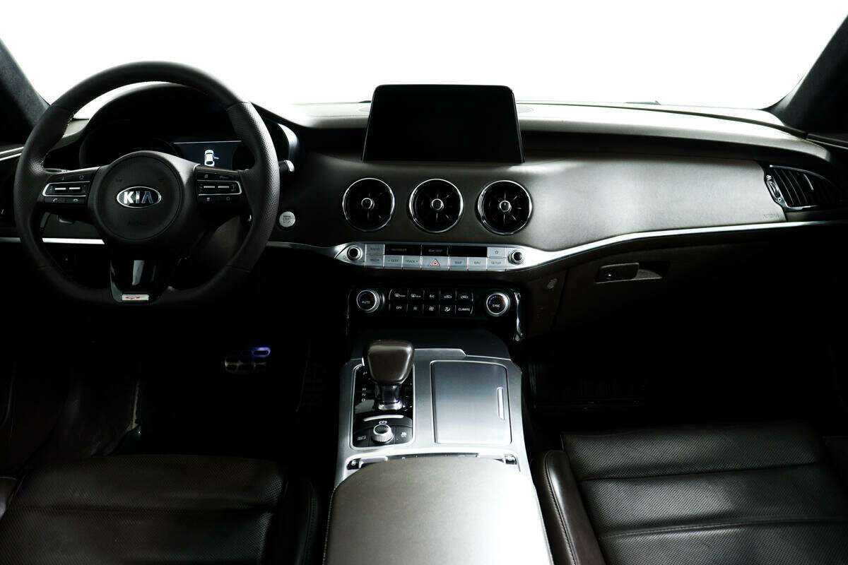 Купить Kia Stinger, 2018, 148 300 км, фото №11