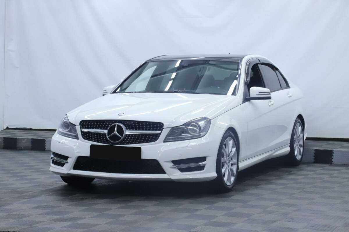 Купить Mercedes-Benz C-Класс 180, 2014, 121 500 км, фото №1