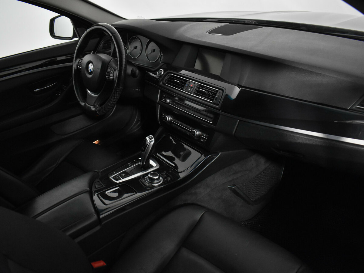 Купить BMW 5 серии 520i VI (F10/F11/F07), 2013, 225 001 км, фото №11