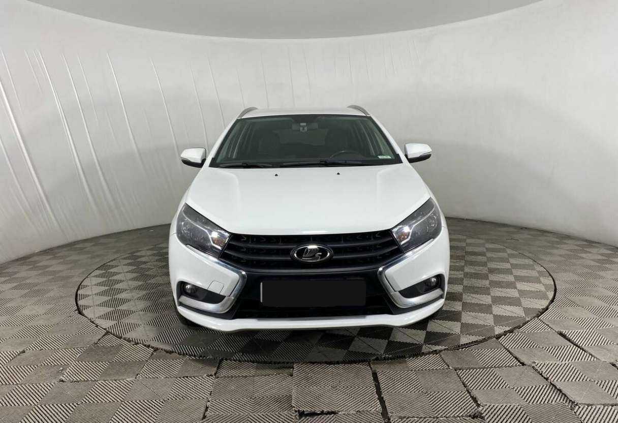 Купить Lada (ВАЗ) Vesta SW, 2021, 48 382 км, фото №2