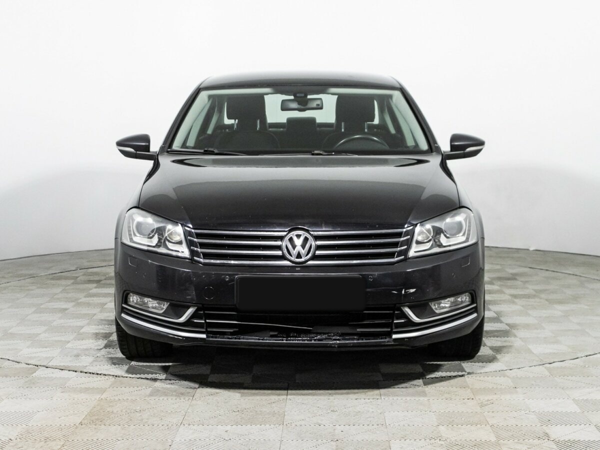 Купить Volkswagen Passat B7, 2011, 180 350 км, фото №2