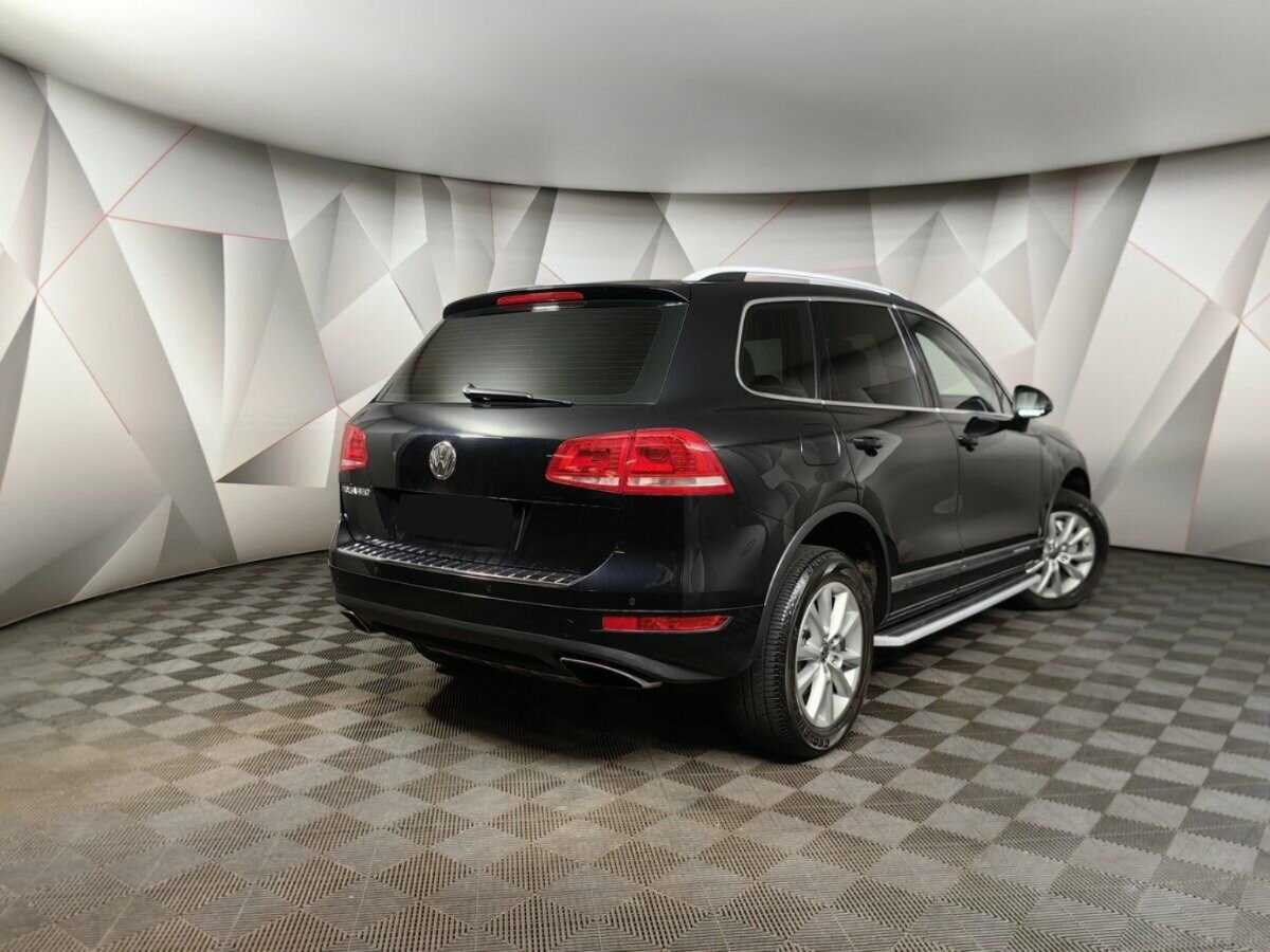 Купить Volkswagen Touareg, 2011, 220 620 км, фото №2