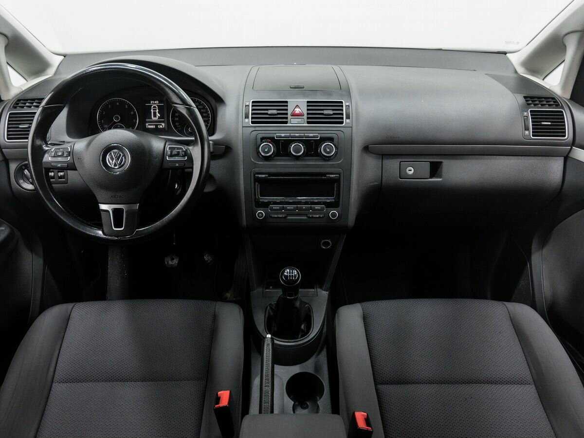 Купить Volkswagen Touran, 2012, 178 001 км, фото №11
