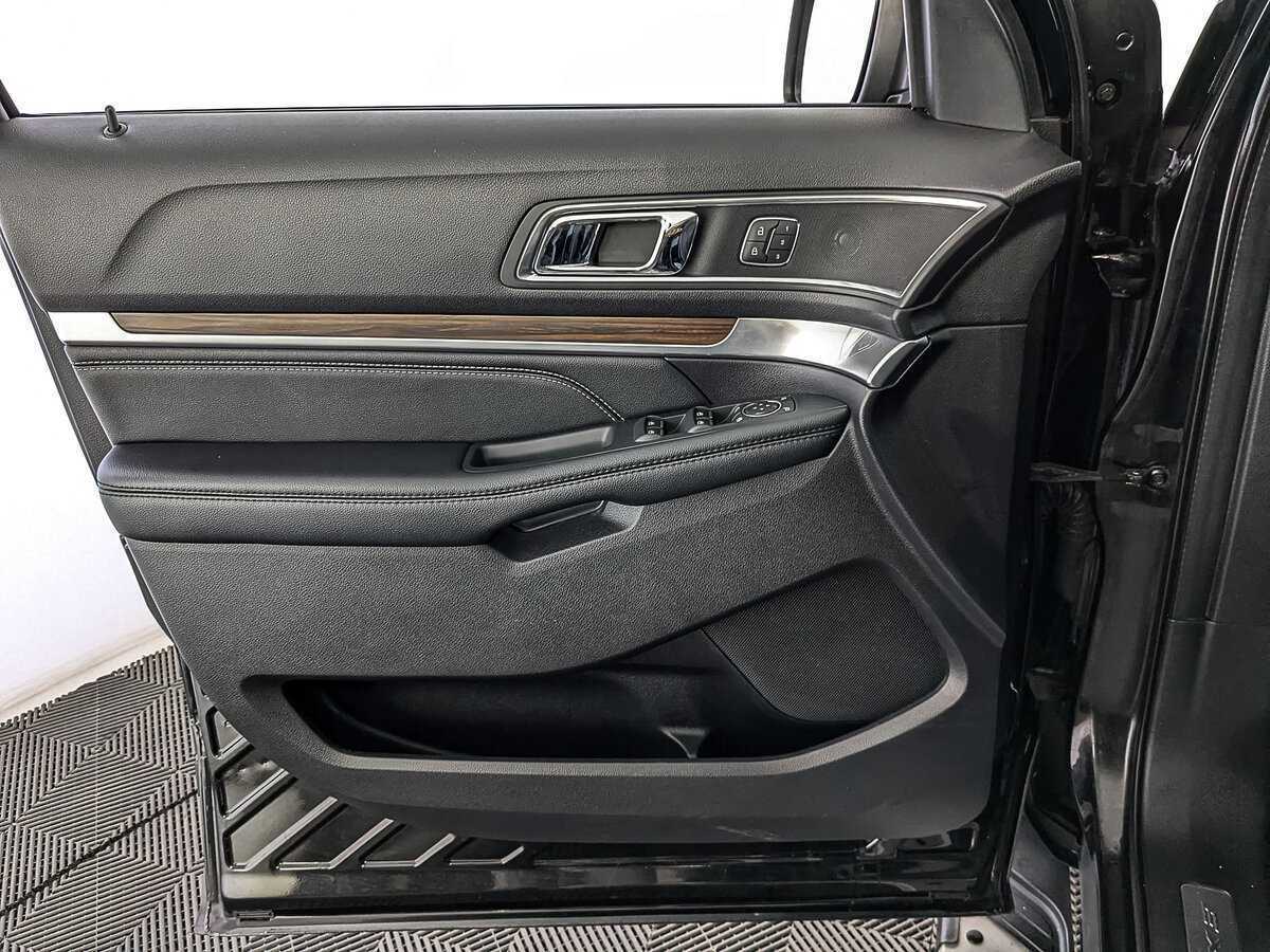 Купить Ford Explorer, 2019, 141 546 км, фото №19