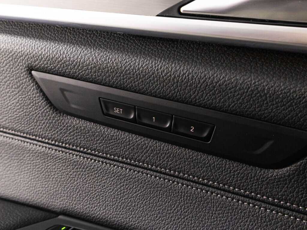 Купить BMW 5 серии 520d xDrive, 2018, 162 243 км, фото №18