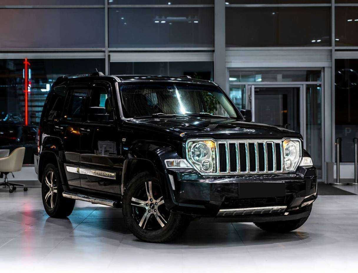 Купить Jeep Cherokee, 2010, 164 000 км, фото №2