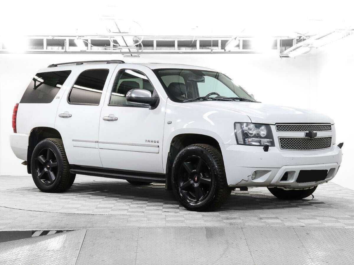 Купить Chevrolet Tahoe 6AT, 2011, 237 394 км, фото №3