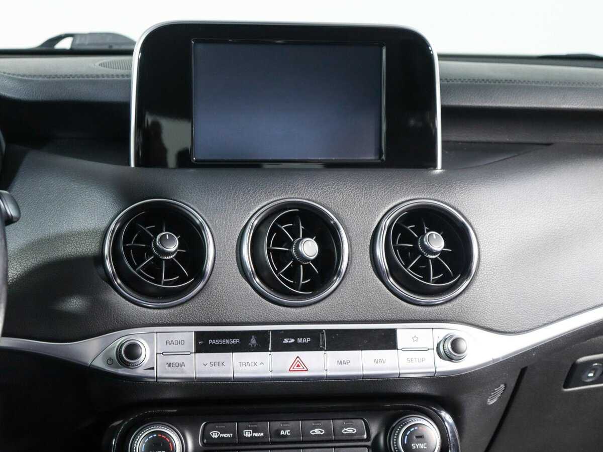 Купить Kia Stinger, 2018, 107 000 км, фото №11