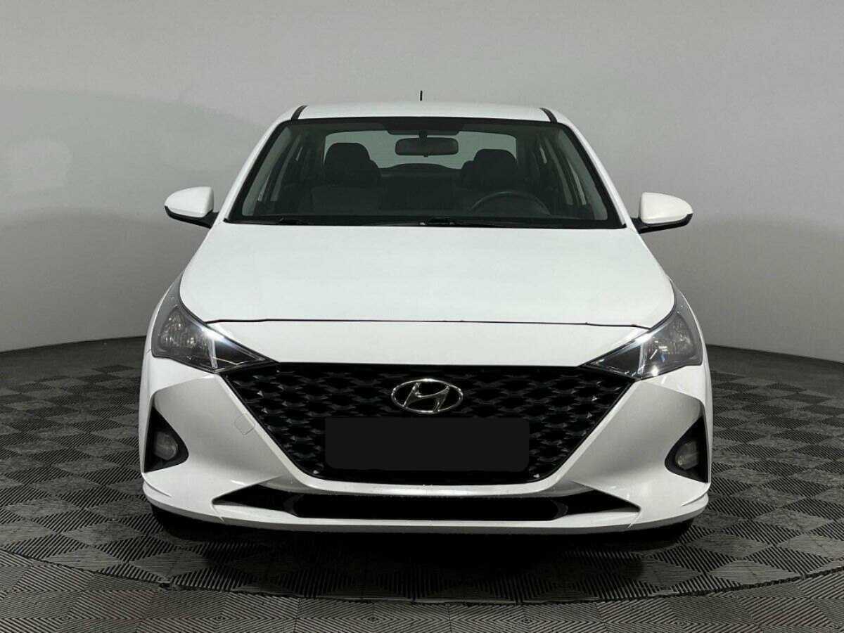 Купить Hyundai Solaris, 2020, 119 517 км, фото №2