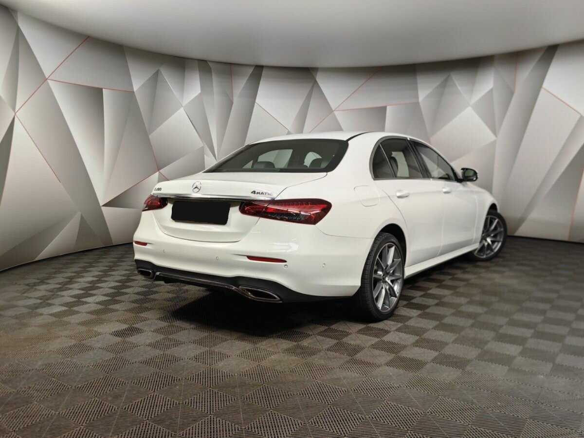 Купить Mercedes-Benz E-Класс 200, 2022, 56 599 км, фото №2