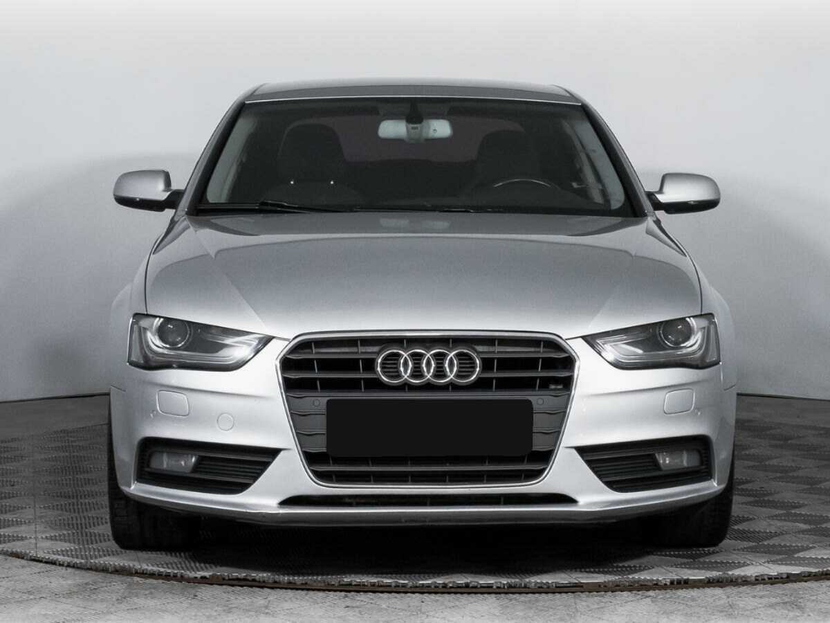 Купить Audi A4, 2012, 147 100 км, фото №2