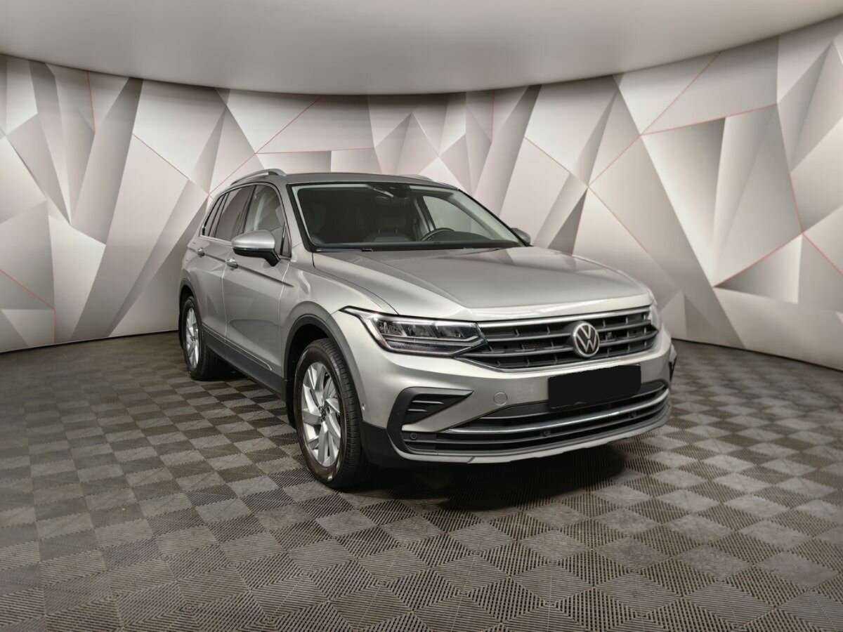 Купить Volkswagen Tiguan, 2021, 37 408 км, фото №3