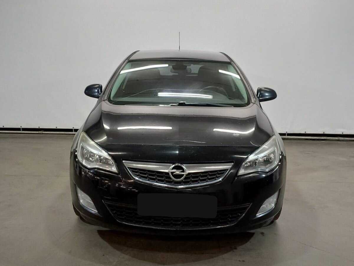 Купить Opel Astra, 2010, 206 234 км, фото №2