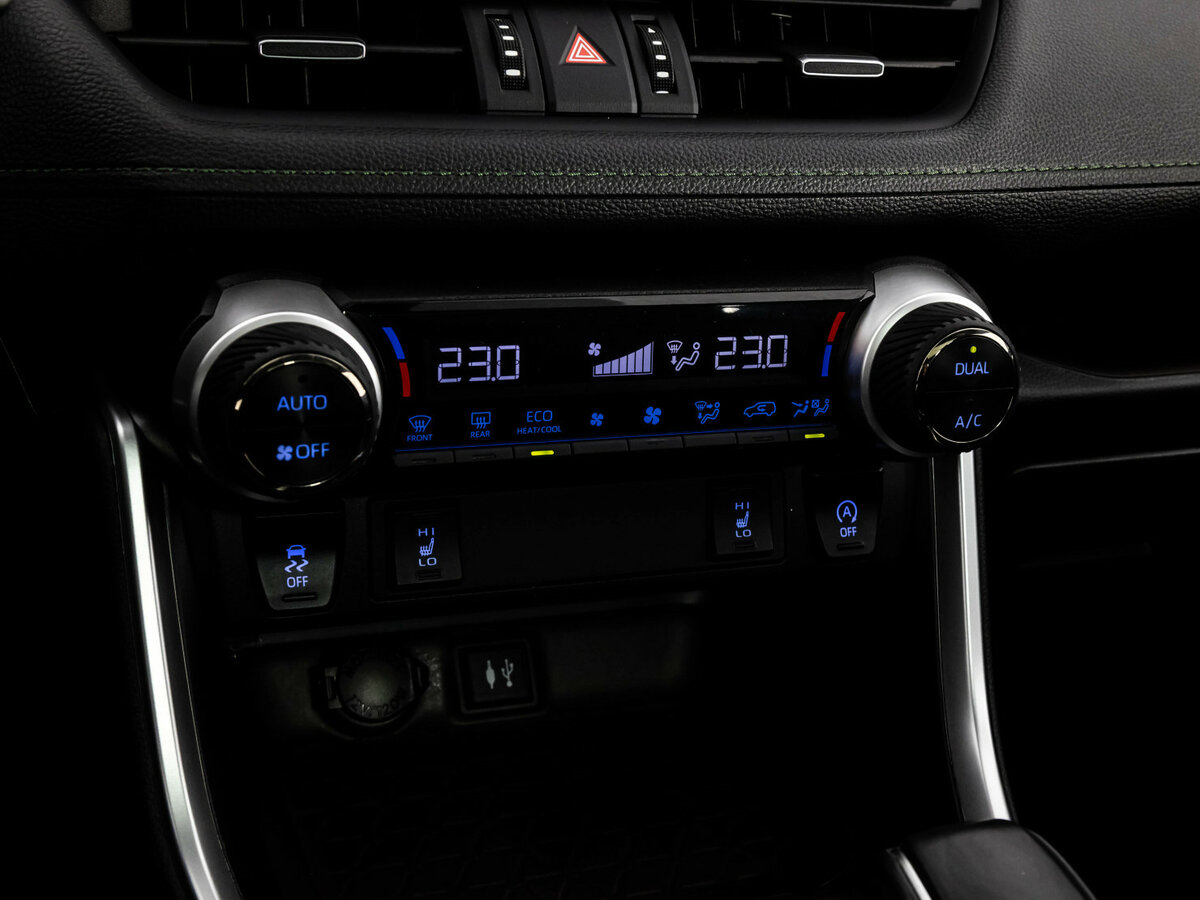 Купить Toyota RAV4 V (XA50), 2022, 68 217 км, фото №13