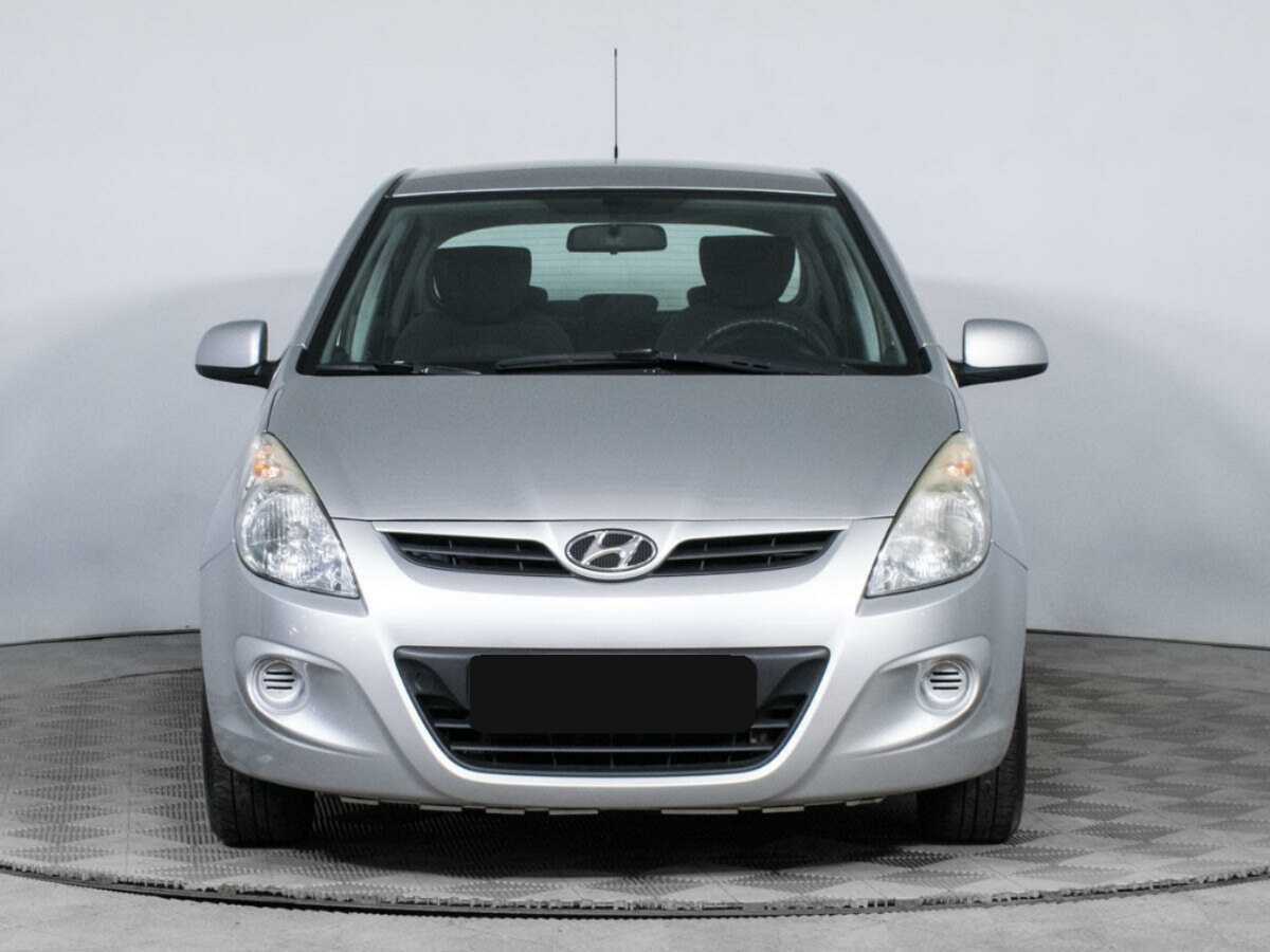 Купить Hyundai i20, 2010, 248 668 км, фото №2