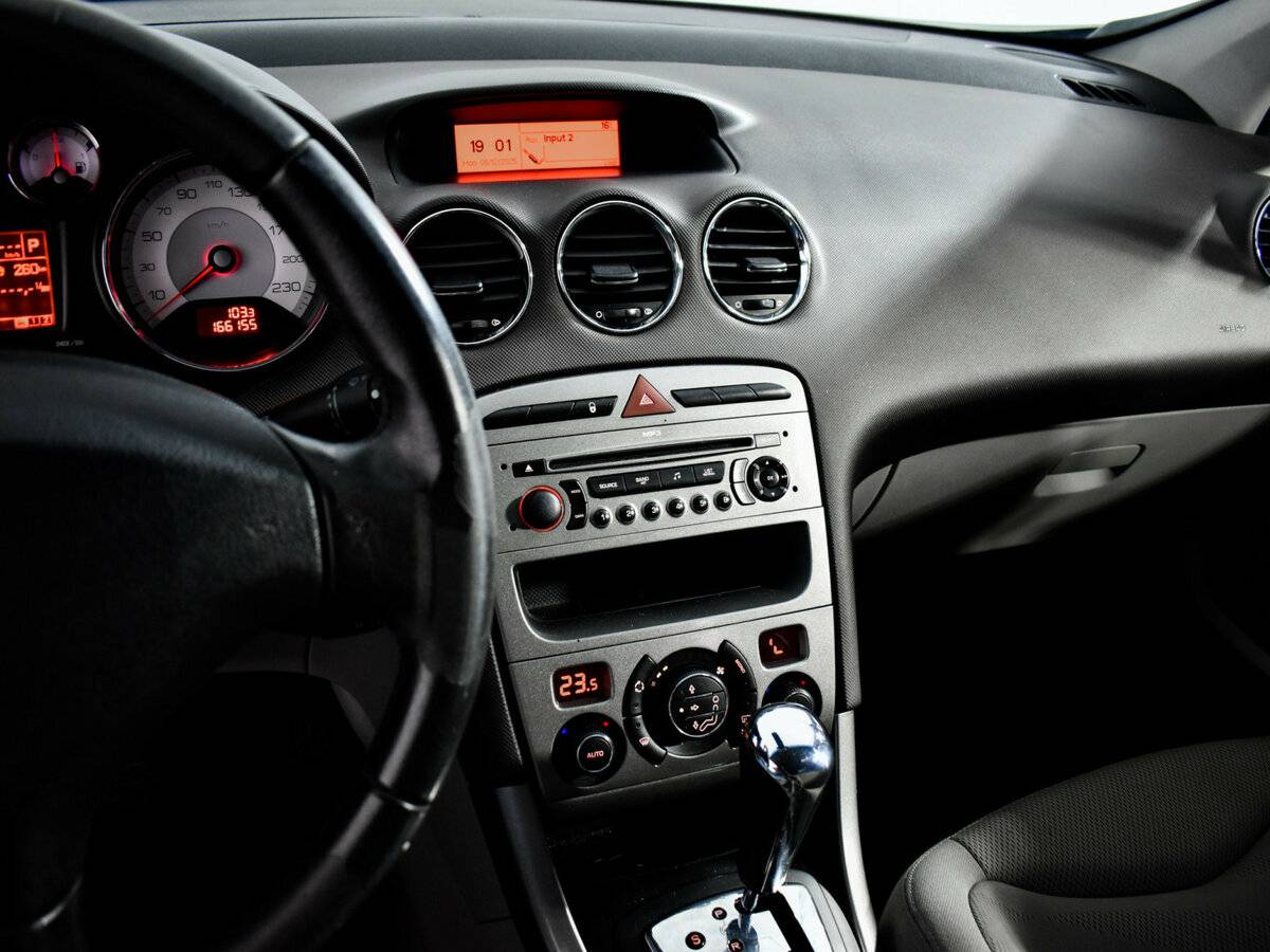 Купить Peugeot 308 I, 2008, 166 154 км, фото №14