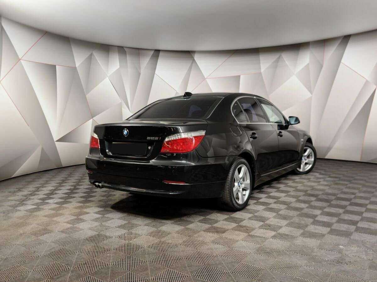 Купить BMW 5 серии 525xi, 2009, 137 061 км, фото №2