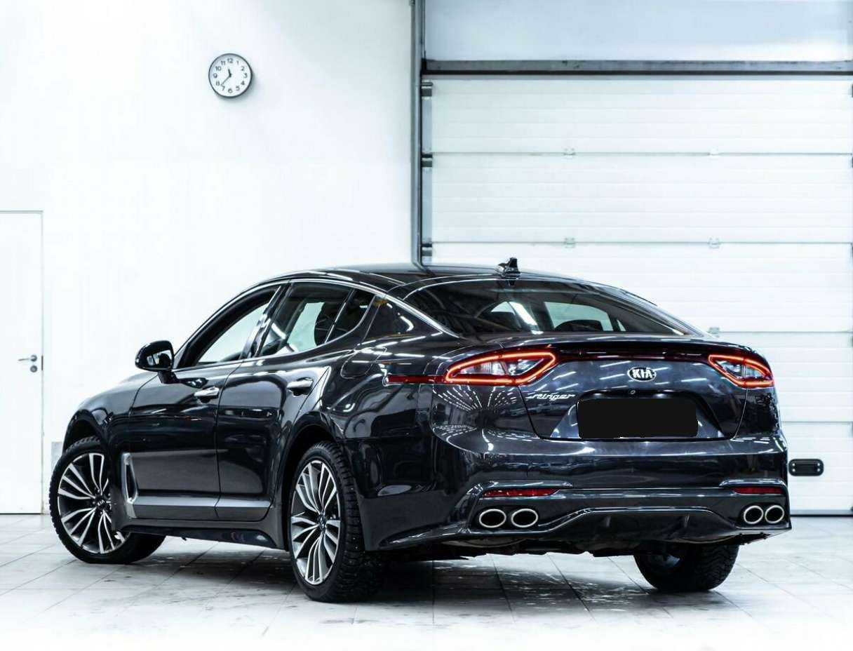 Купить Kia Stinger, 2018, 96 000 км, фото №4