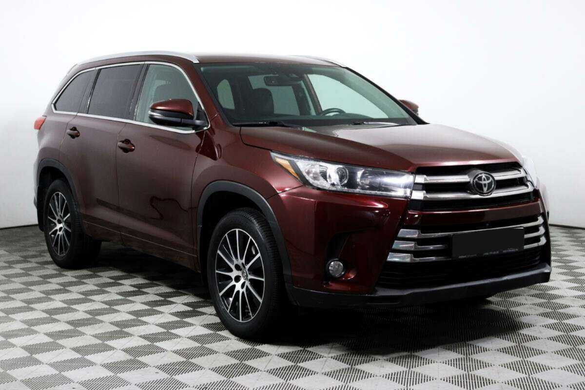 Купить Toyota Highlander, 2018, 106 801 км, фото №3
