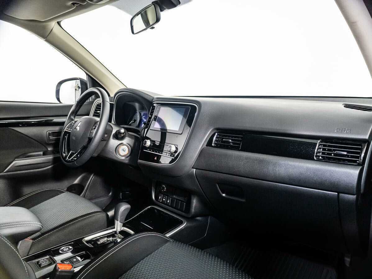 Купить Mitsubishi Outlander, 2020, 45 741 км, фото №8