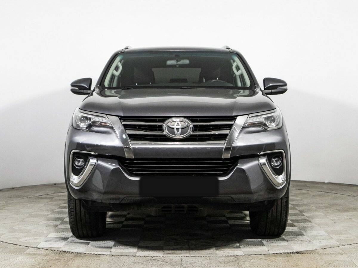 Купить Toyota Fortuner, 2017, 125 276 км, фото №2