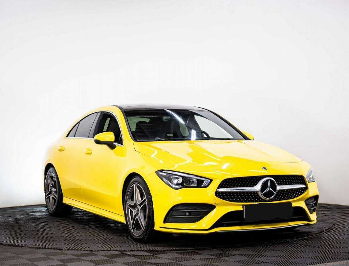 Купить Mercedes-Benz CLA 200, 2020, 67 000 км, фото №2