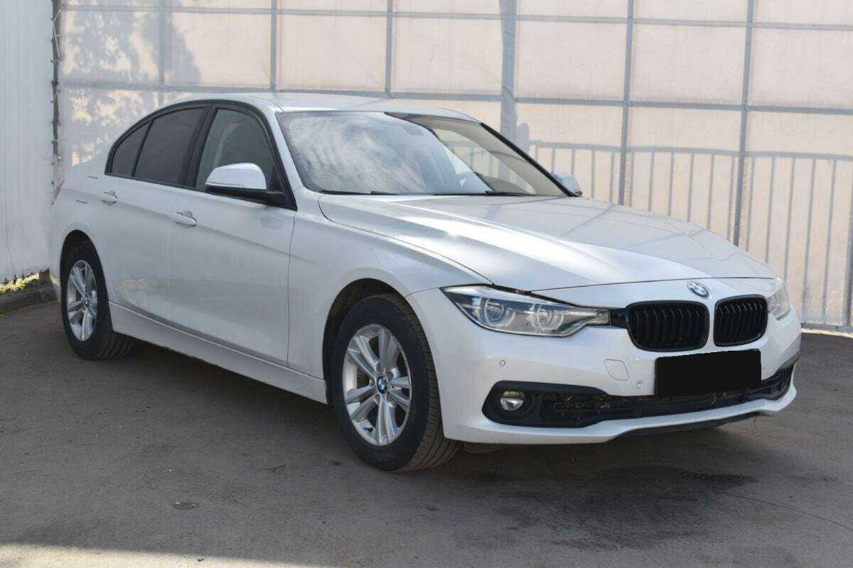 Купить BMW 3 серии 318i, 2018, 116 953 км, фото №3