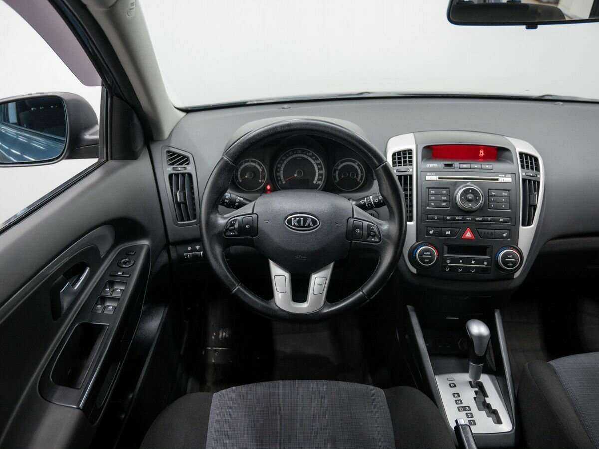 Купить Kia Ceed, 2010, 174 000 км, фото №11