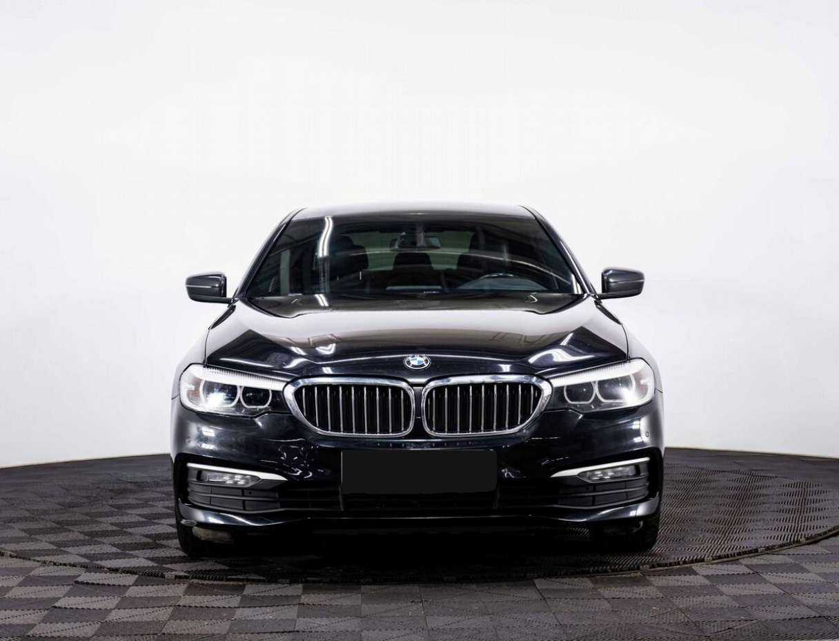 Купить BMW 5 серии 520d xDrive, 2019, 231 000 км, фото №2