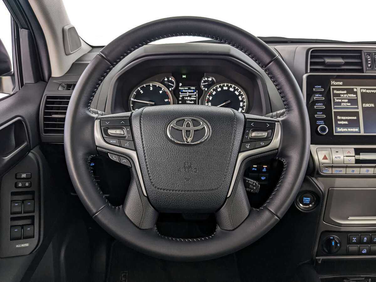 Купить Toyota Land Cruiser Prado, 2022, 2 854 км, фото №17
