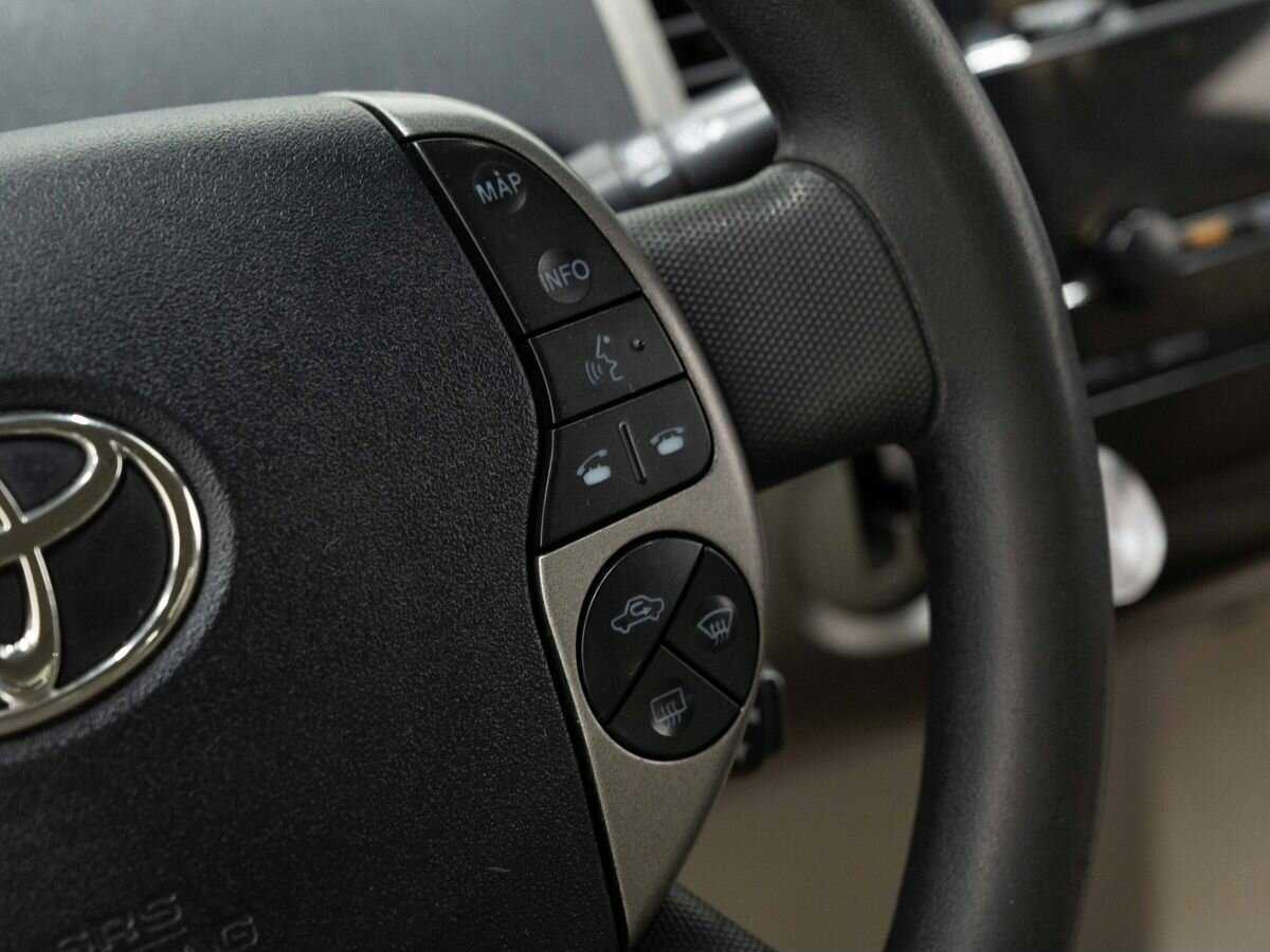 Купить Toyota Prius, 2008, 250 400 км, фото №16
