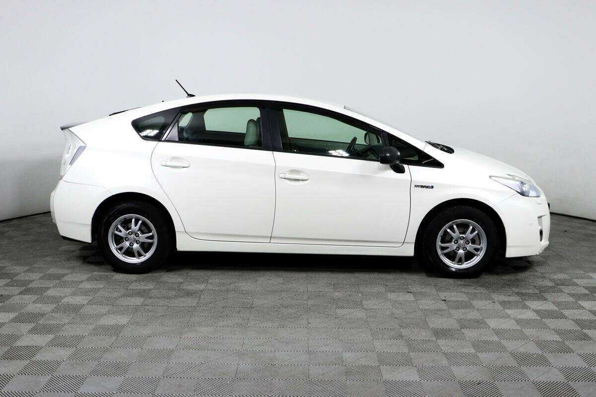 Купить Toyota Prius Plug-in Hybrid, 2009, 149 737 км, фото №4