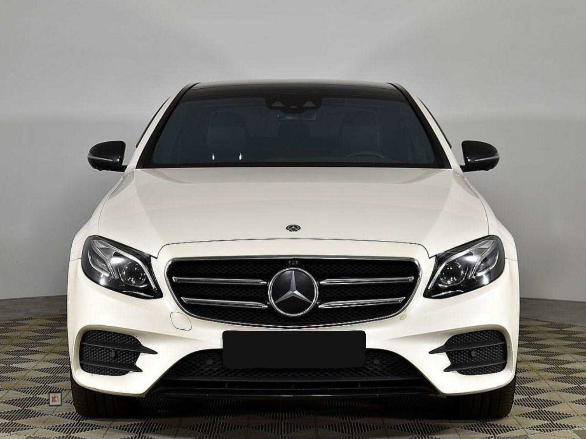 Купить Mercedes-Benz E-Класс 400 d, 2018, 136 170 км, фото №3