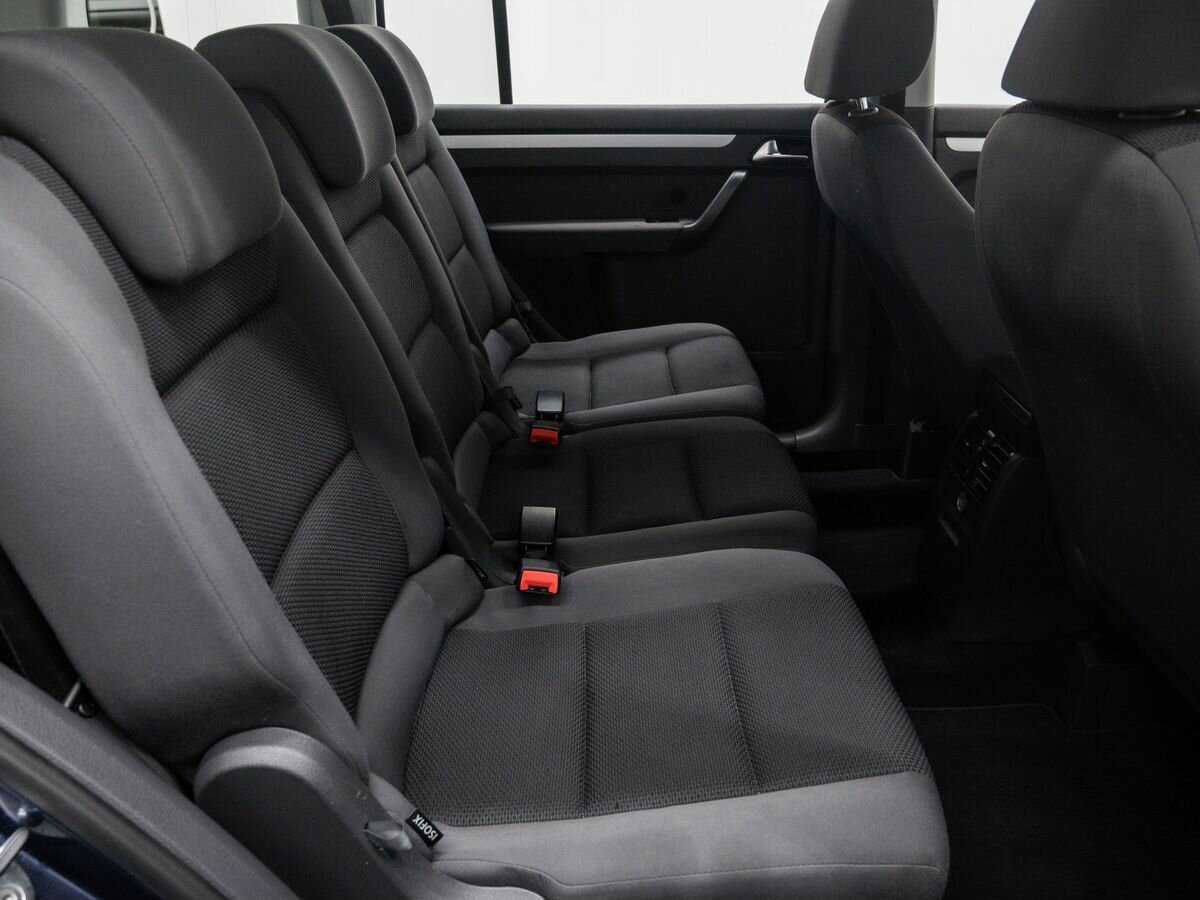 Купить Volkswagen Touran, 2012, 178 001 км, фото №10