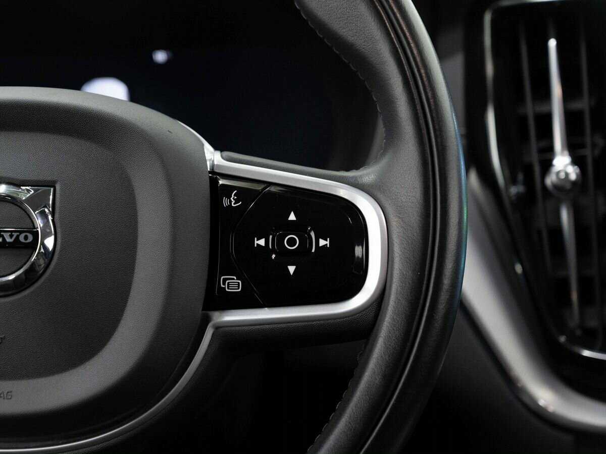 Купить Volvo XC60, 2021, 81 303 км, фото №19