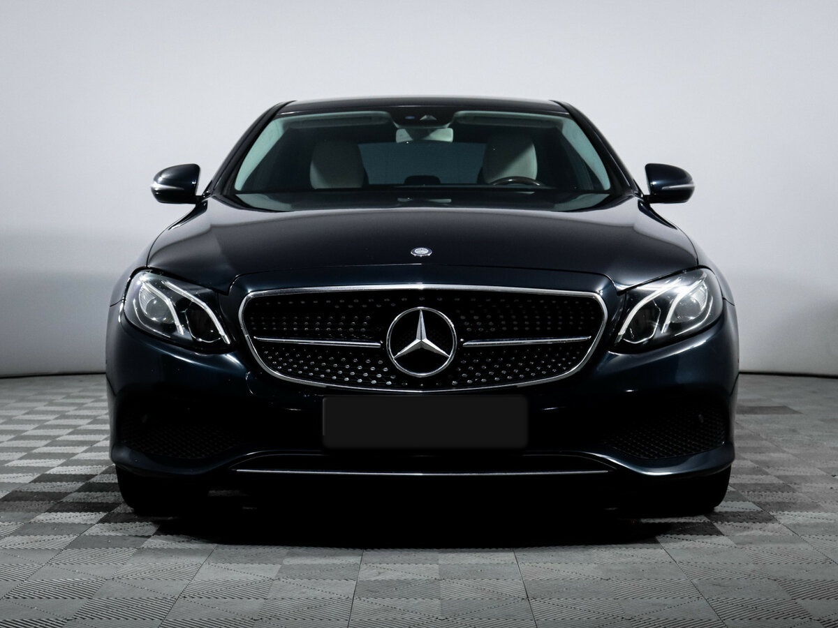 Купить Mercedes-Benz E-Класс 400 V (W213, S213, C238), 2017, 133 794 км, фото №2