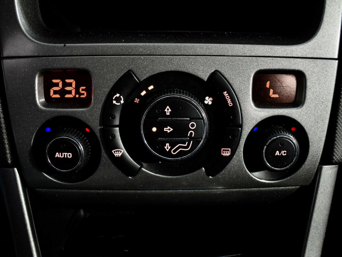 Купить Peugeot 308 I, 2008, 166 154 км, фото №15