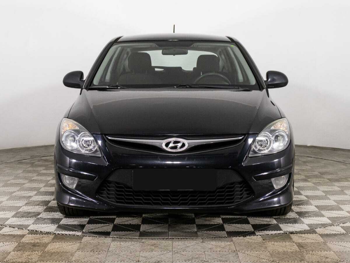 Купить Hyundai i30, 2010, 134 384 км, фото №2