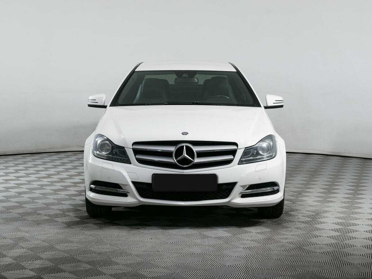 Купить Mercedes-Benz C-Класс 180, 2014, 79 626 км, фото №2