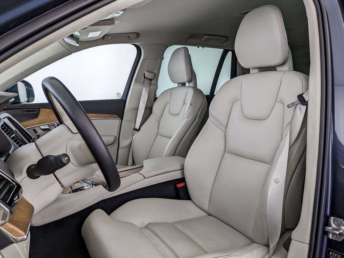 Купить Volvo XC90 B5, 2021, 48 355 км, фото №15