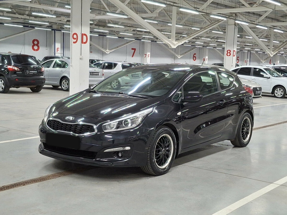 Купить Kia Ceed II Рестайлинг, 2015, 150 252 км, фото №1