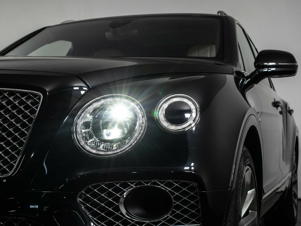 Купить Bentley Bentayga I, 2016, 99 901 км, фото №25
