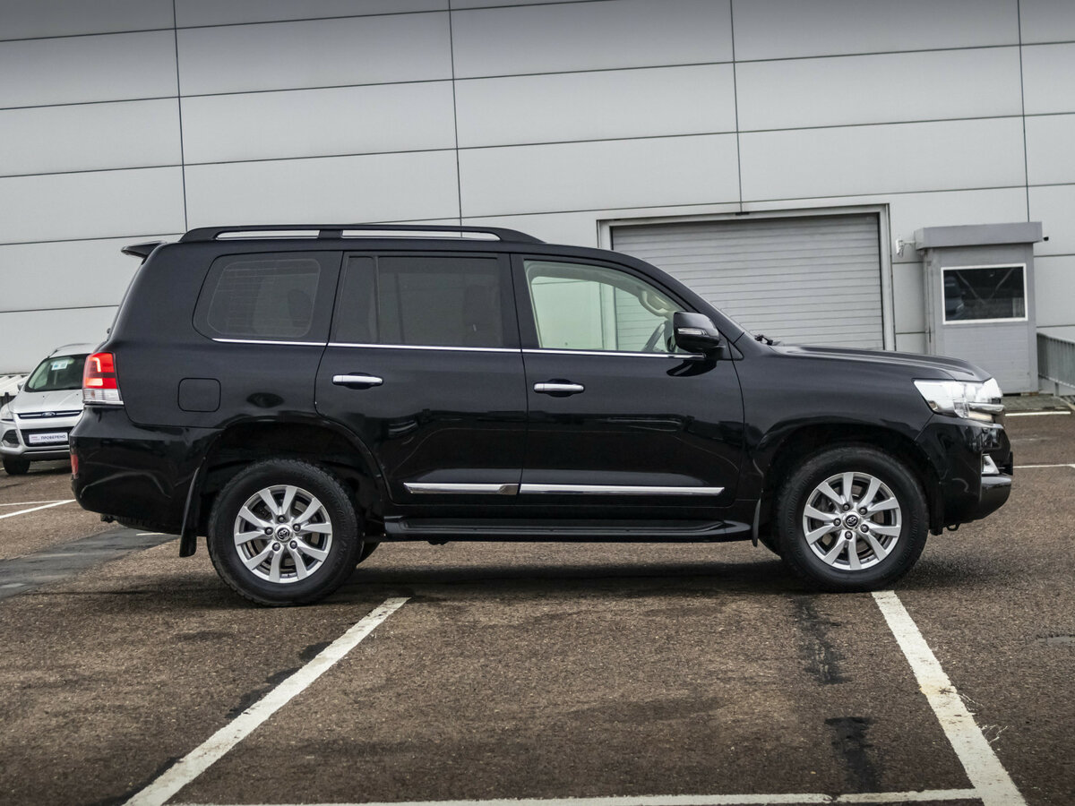 Купить Toyota Land Cruiser 200 Series Рестайлинг 2, 2016, 138 031 км, фото №4
