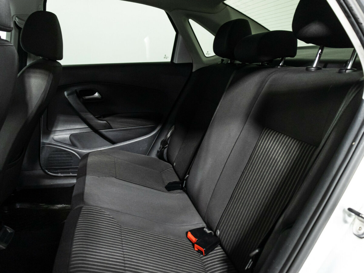 Купить Volkswagen Polo V, 2013, 167 490 км, фото №10