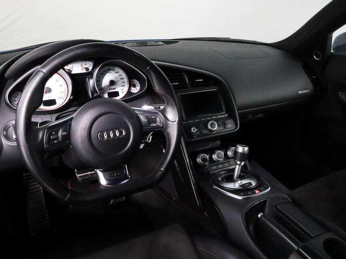 Купить Audi R8 V10, 2012, 42 672 км, фото №9