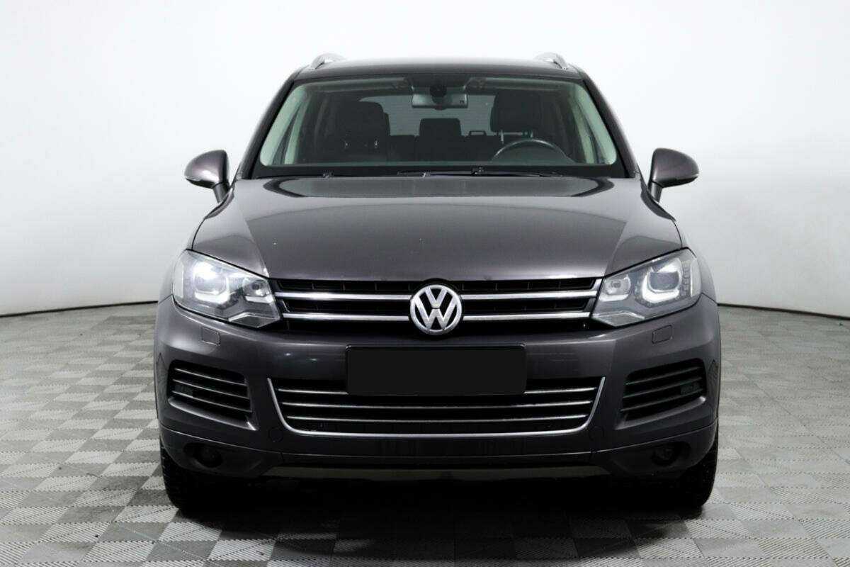 Купить Volkswagen Touareg, 2011, 237 452 км, фото №2