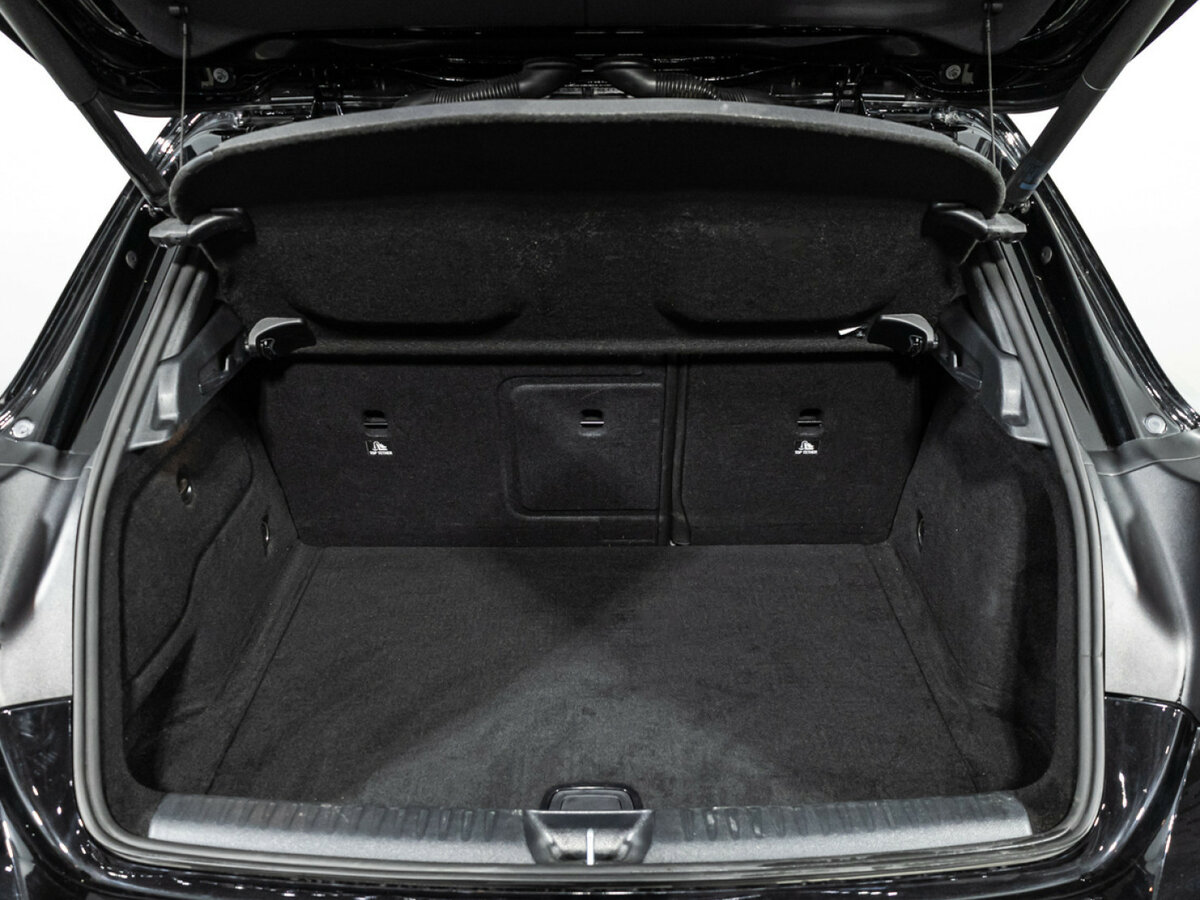 Купить Mercedes-Benz GLA 200 I (X156) Рестайлинг, 2019, 149 900 км, фото №18