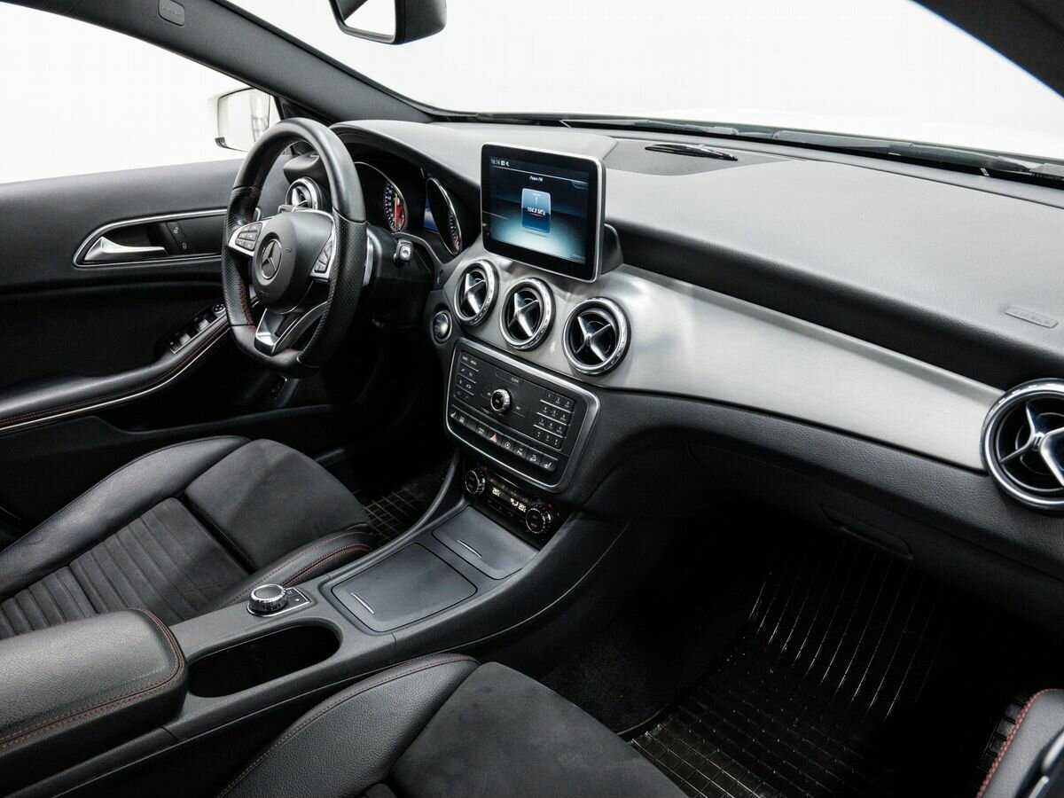 Купить Mercedes-Benz GLA 250, 2016, 112 406 км, фото №9