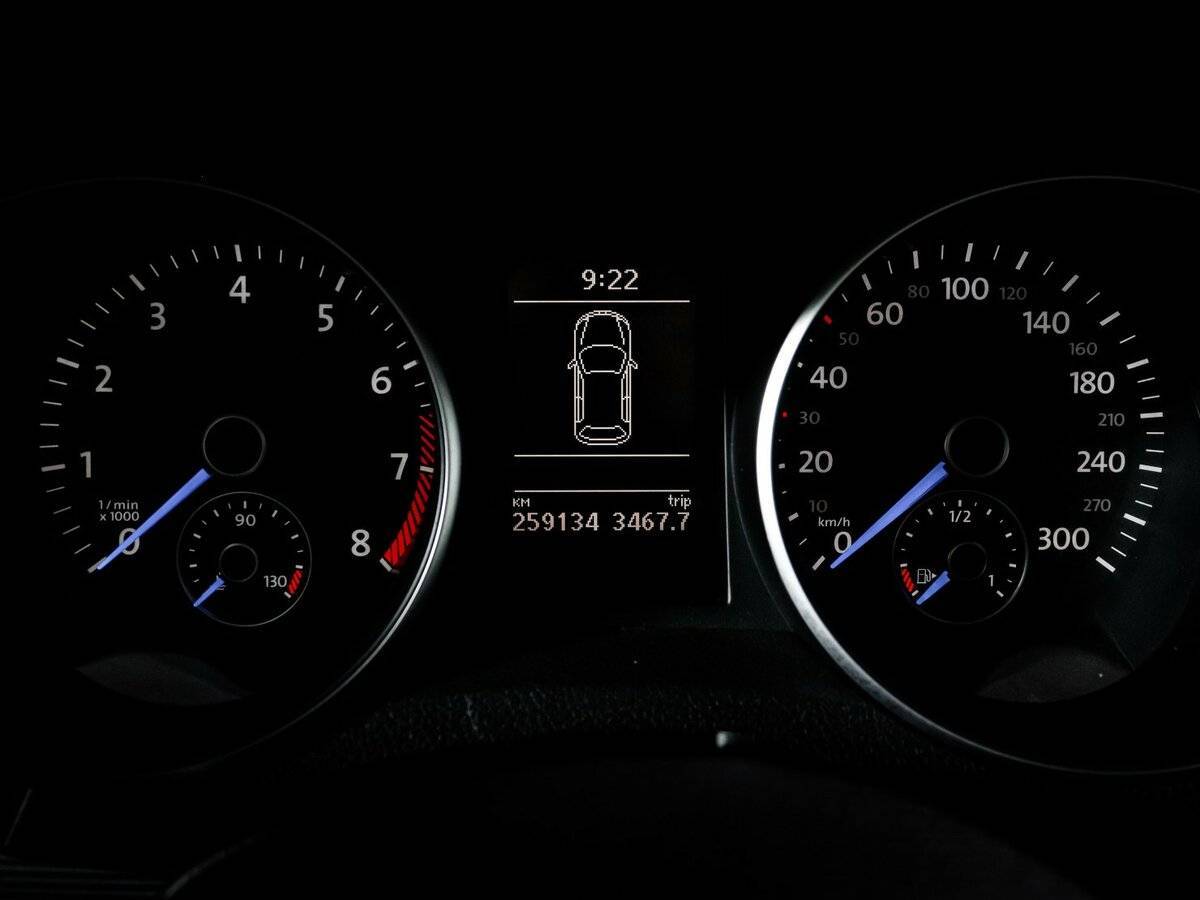 Купить Volkswagen Golf R, 2012, 259 132 км, фото №11